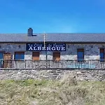Hostel Albergue Cruz De Fierro *