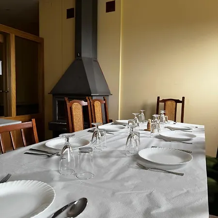 Albergue Cruz De Fierro
