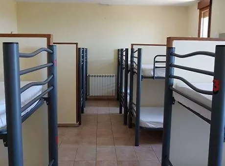 Hostel De Peregrino Cruz De Fierro *